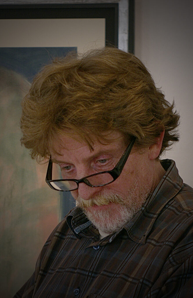 Az aktuális képnek nincs alternatív szövege. A fájl neve: ilosfai-krisztian-portrefoto.jpe